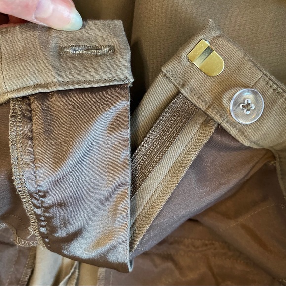 🤎 Tahari // Neutral Straight Leg Dress Pants - Picture 4 of 5